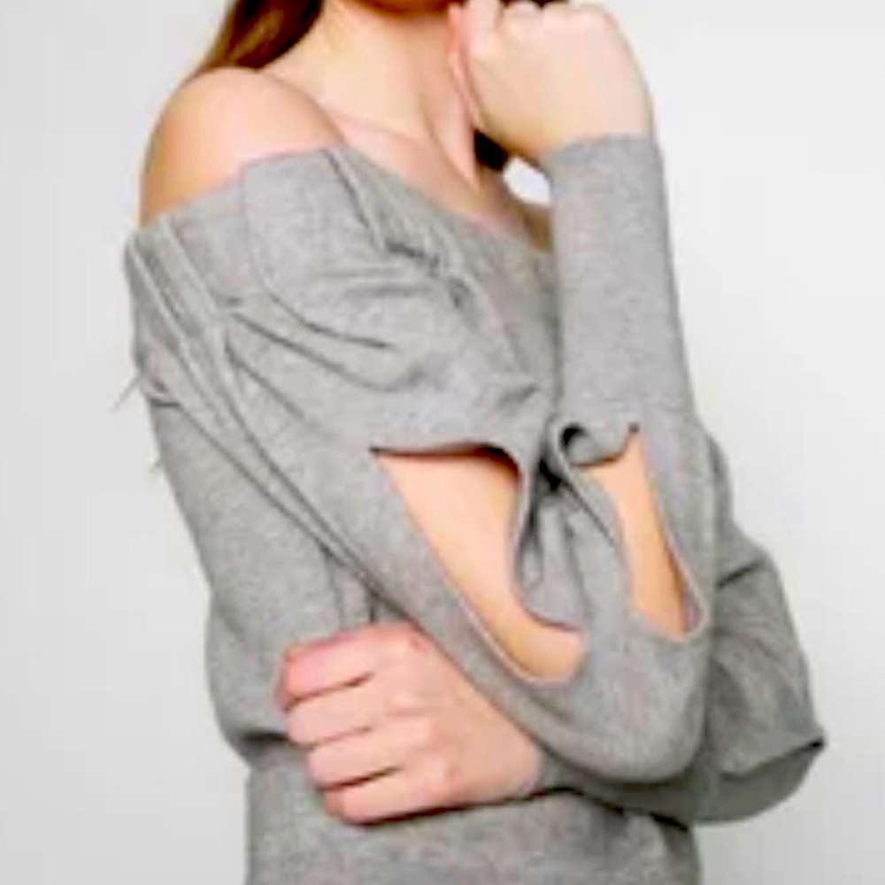 GOOD AMERICAN EUC Heather grey gray off shoulder sweater cut out sleeves 0 XS S